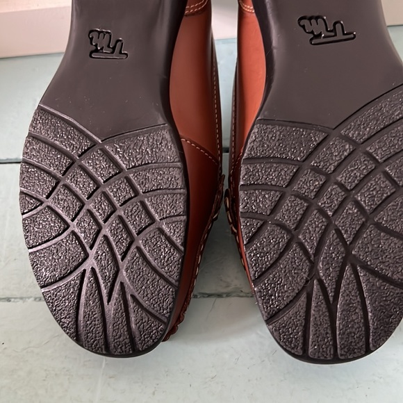Loafer Size 6W Horse-bite Buckle Leather Upper Thom McAn - Picture 12 of 13